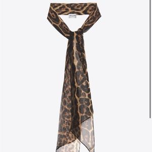 🤎 YSL LEOPARD PRINT LAVALLIÈRE SCARF IN SILK MUSLIN